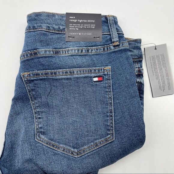 Tommy Hilfiger Raleigh Highrise Skinny Jeans Size 6 NWT - Picture 12 of 12